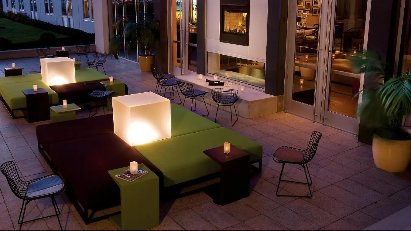 Aloft Scottsdale Hotel